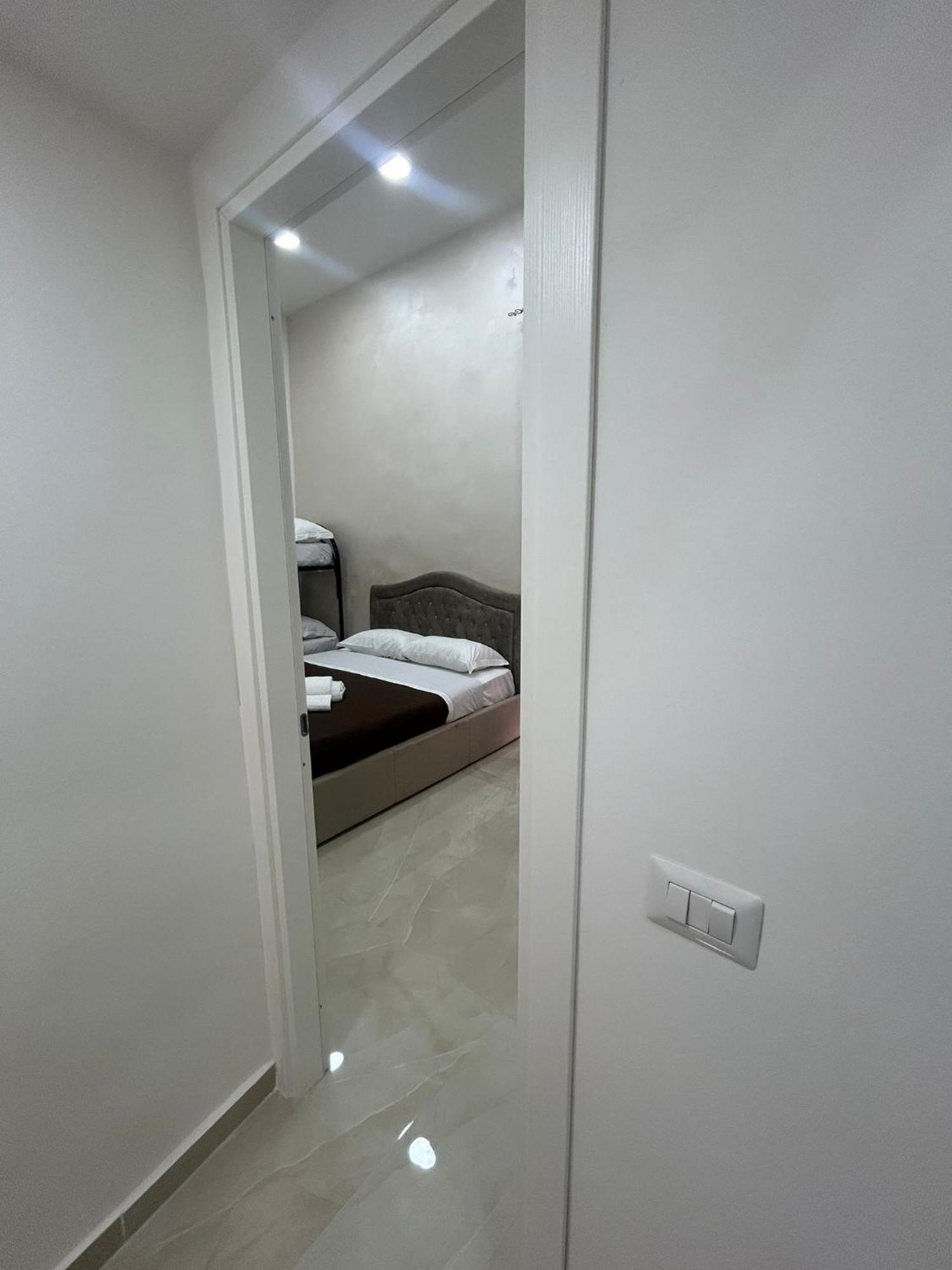 Luxury Rooms Carbonara 95 Nápoles Exterior foto